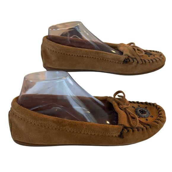 VTG Minnetonka Y2K Camel Brown Suede Beaded Moccasins 11 Hard Sole Boho Fall - Picture 4 of 11